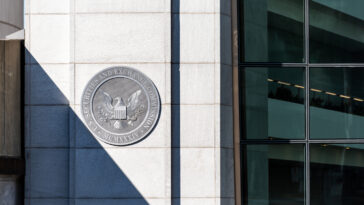 sec-charges-3-individuals-for-alleged-long-blockchain-insider-trading-scheme