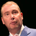 billionaire-fund-manager-jeffrey-gundlach-convinced-bitcoin-will-fall-below-$23k,-us-dollar-is-‘doomed’