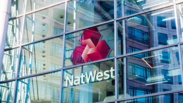 after-barclays-and-santander,-uk-bank-natwest-blocks-payments-to-binance