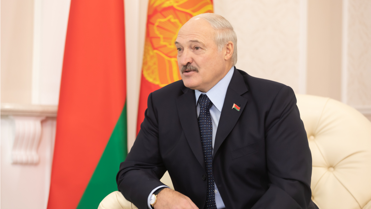 lukashenko-urges-belarusians-to-mine-cryptocurrency-rather-than-pick-strawberries-abroad
