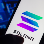 solana-v-waves-–-which-one-to-buy-the-dip?