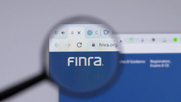 finra-chief-to-crypto-talent-being-laid-off:-we-can-give-you-a-job