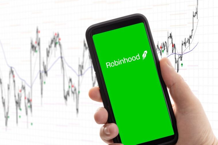 stellar-(xlm)-and-avalanche-(avax)-take-off-after-listing-on-robinhood