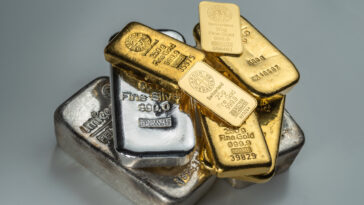 gold-and-silver-markets-shudder,-analysts-say-firm-dollar-and-rate-hikes-may-drag-precious-metal-markets-lower