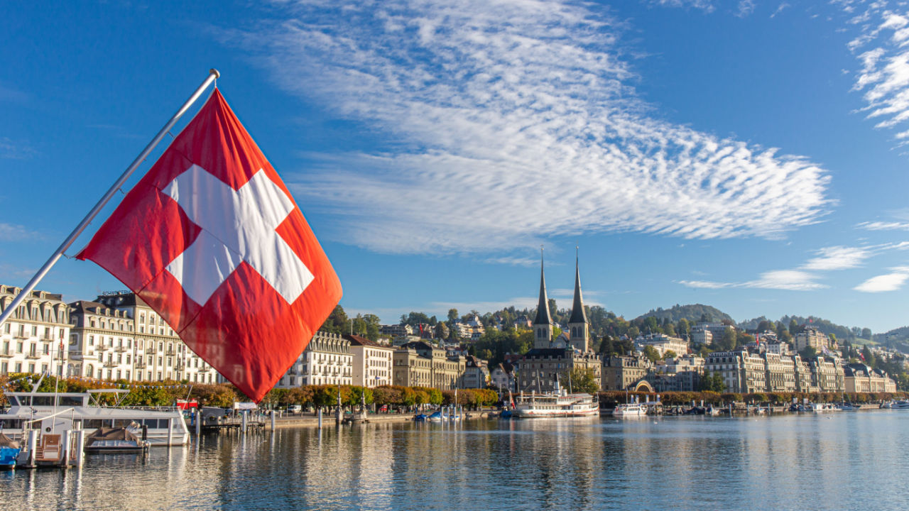 switzerland-less-affected-by-crypto-industry-crisis,-study-finds