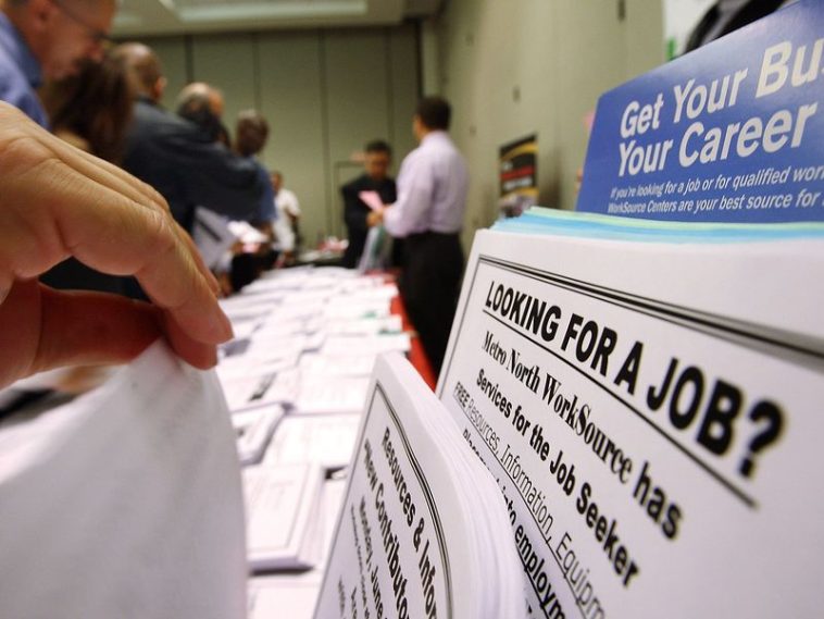 us.-adds-236k-jobs-in-march-versus-forecasts-for-239k