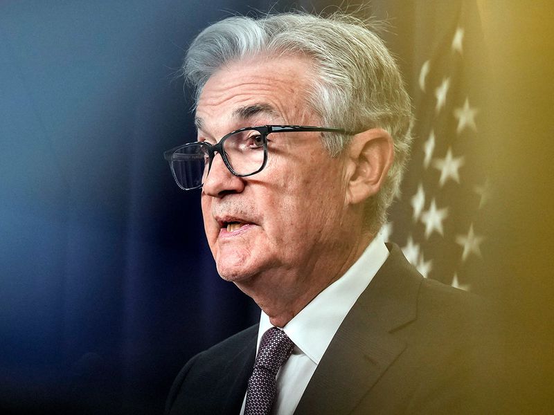 bitcoin-hovers-below-$27k-as-fed-chair-powell-makes-modestly-dovish-comments