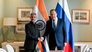 indian-and-russian-foreign-ministers-discuss-cooperation-in-brics,-g20,-sco