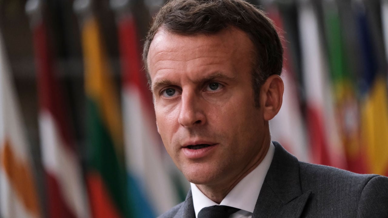france’s-macron-hopes-to-attend-brics-summit-in-south-africa,-report
