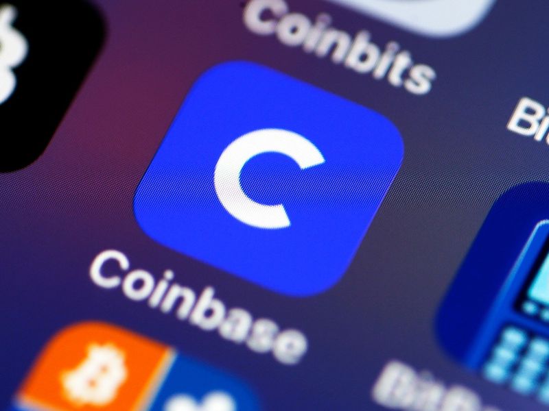 coinbase-loses-market-share-in-ether-staking-as-regulatory-pressure-mounts